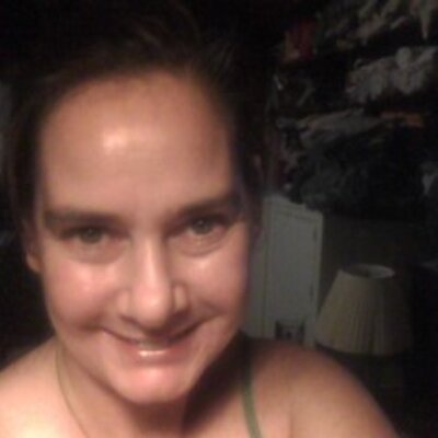 Profile Picture of Mari Richards (@maririchards9) on Twitter