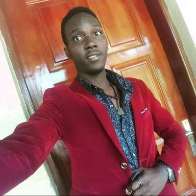 Profile Picture of Raymond Adrian (@Ray_Adrian12) on Twitter