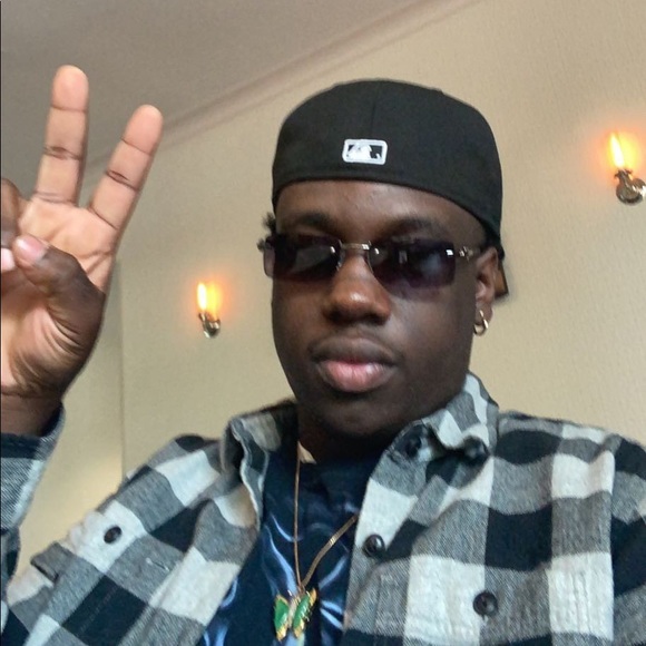 Profile Picture of Demetrius Scott (@demetrius200091) on Poshmark