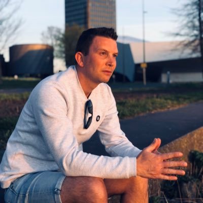 Profile Picture of Robert Hartman (@Roberttt2109) on Twitter