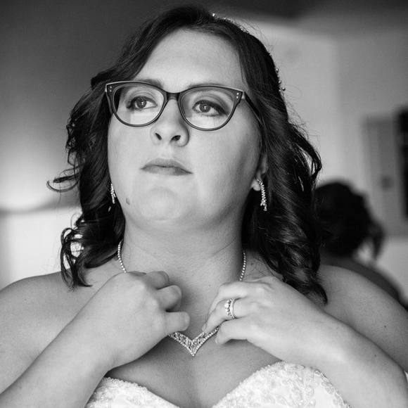 Profile Picture of Kim Yanush (@kimy27849) on Poshmark