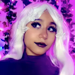 Profile Picture of   POV: It's been 10 years and... (@_araly) on Tiktok