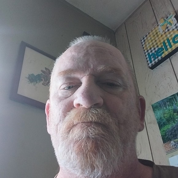 Profile Picture of Thomas Marshman (@thomasmarshman) on Poshmark
