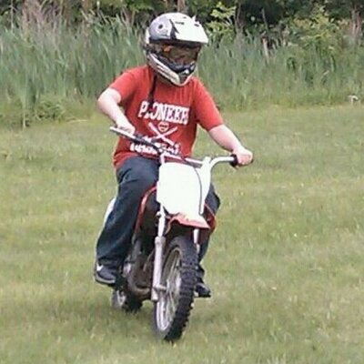 Profile Picture of Adam Hassett (@LilHillon) on Twitter