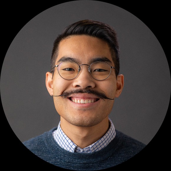 Profile Picture of Mark Peng (@markpeng) on Poshmark
