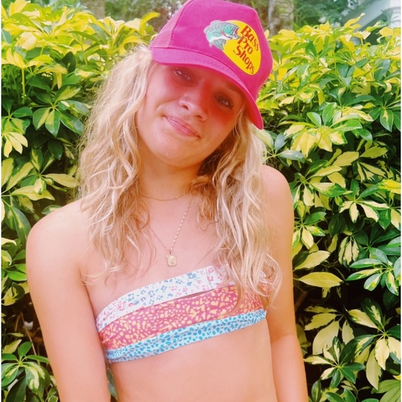 Profile Picture of Emilie Blong (@emiliebgrace26) on Poshmark