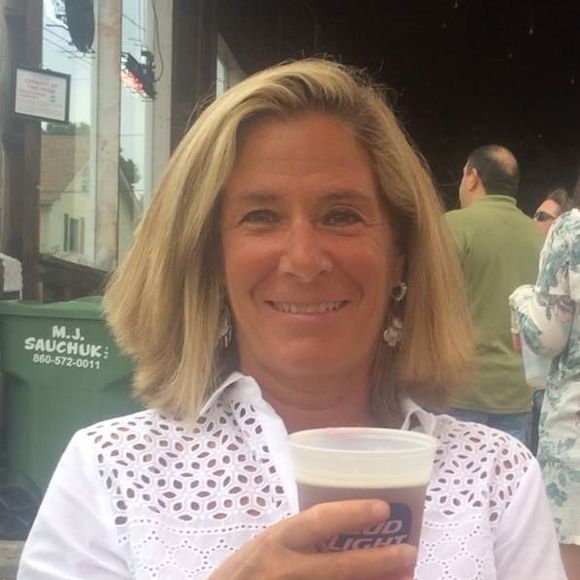 Profile Picture of Marybeth Bartholet (@mbbartholet) on Poshmark