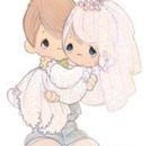 Profile Picture of Clara Salas (@breezanglo) on Myspace