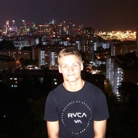 Profile Picture of Ian Stuart (@ian_stuart) on Poshmark