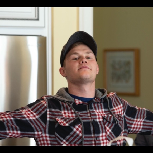 Profile Picture of Jeremy Wheeler (@jeremywheeler) on Poshmark