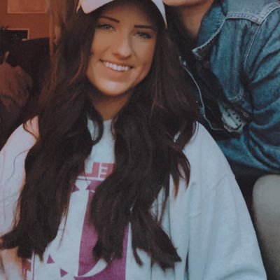 Profile Picture of Sky (@skylarnelson83) on Twitter