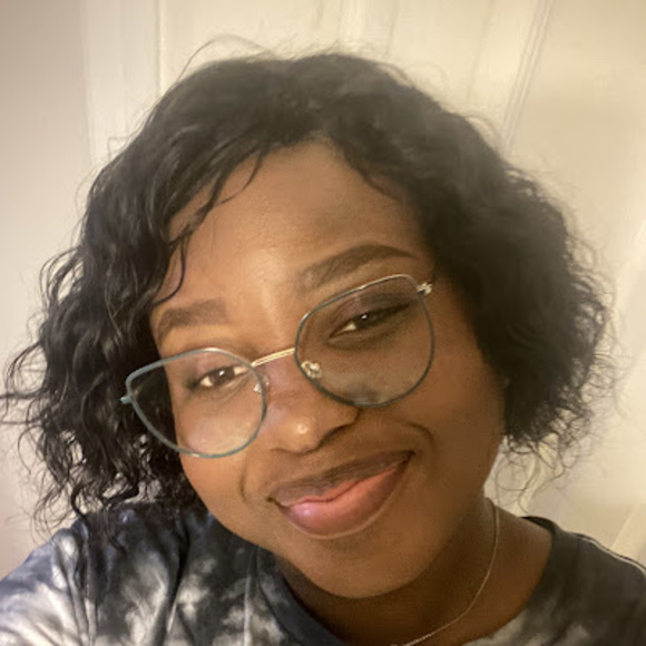 Profile Picture of Gadiel Kalefe (@gadiel_kalefe) on Poshmark