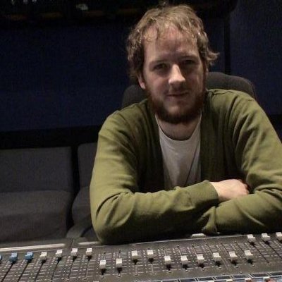 Profile Picture of Tom Henthorn (@tom_h_producer) on Twitter