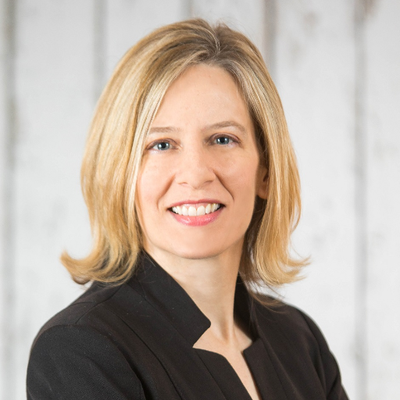 Profile Picture of Julie Miller (@Editor_JMiller) on Twitter