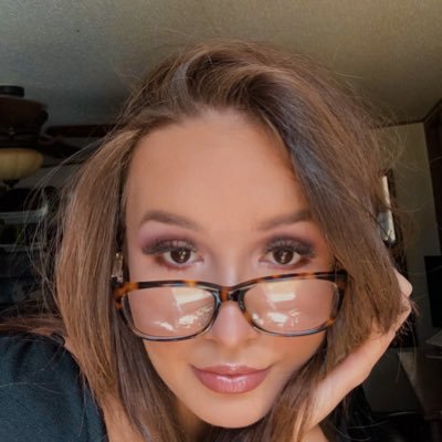 Profile Picture of Lizz🤩💫 (@elizabethnixon_) on Twitter