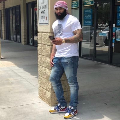 Profile Picture of  👑THE CHAIRMAN 🏆 (@MikeInHisPrime) on Twitter