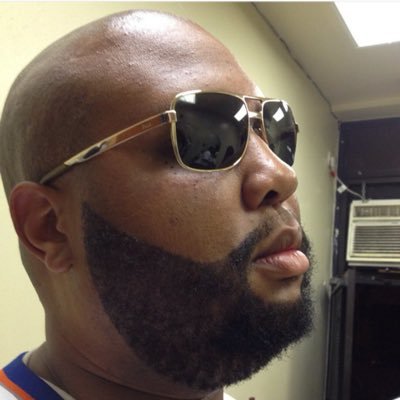 Profile Picture of Calvin Thompson (@Bigboshogin) on Twitter