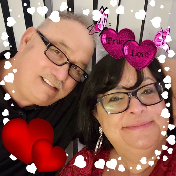 Profile Picture of Eliane Laboy (@laboye1586) on Poshmark