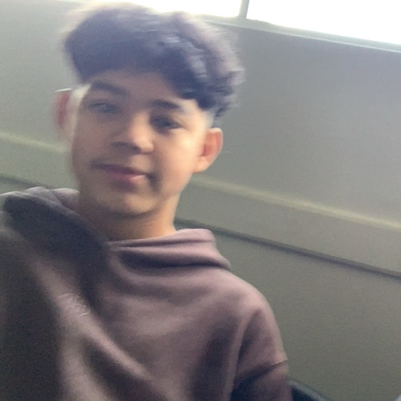 Profile Picture of Mathew Rivera (@rimathew09) on Poshmark