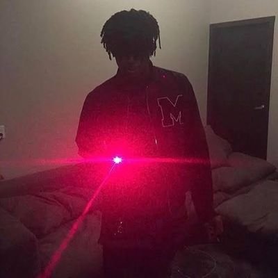 Profile Picture of Sean (@SEANIVY_) on Twitter