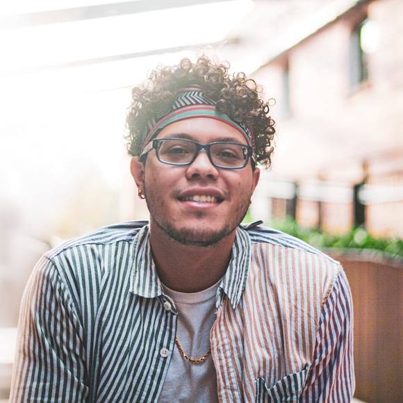 Profile Picture of Cesar Colon torres (@ceezuhh) on Poshmark