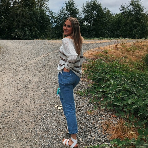 Profile Picture of Mackenzie Macarty (@mmacarty) on Poshmark