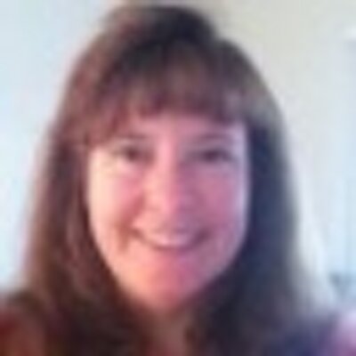 Profile Picture of Mary Nugent (@makenu) on Twitter