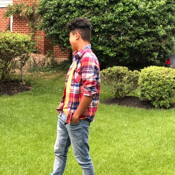 Profile Picture of Oscar adonis Reyes delao (@adoni3859) on Poshmark