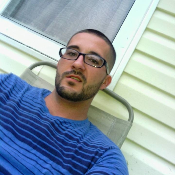 Profile Picture of Joshua Wertz (@joshuawertz88) on Poshmark
