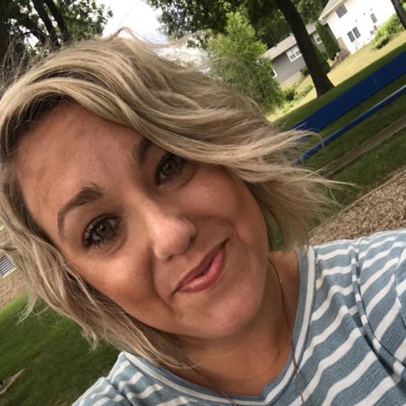 Profile Picture of Candace Cabaniss (@ccabaniss88) on Poshmark