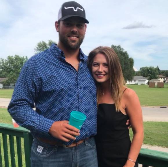 Profile Picture of Brittany Rhyner (@brittanyrhyner) on Poshmark