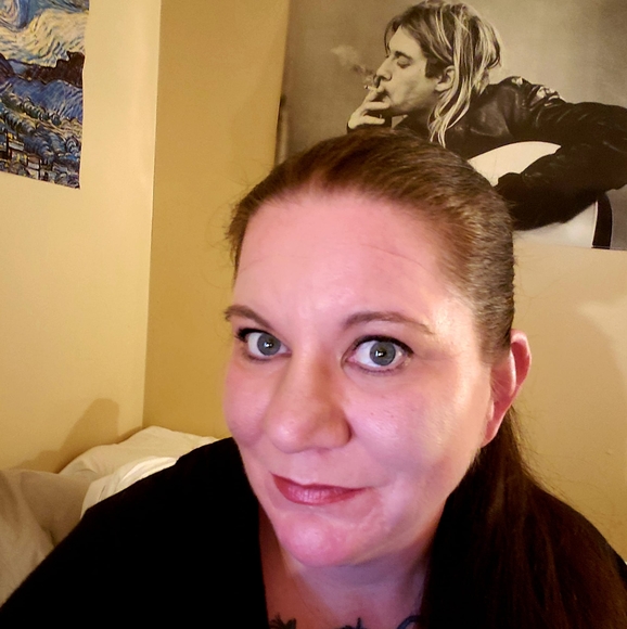 Profile Picture of Beverly Starkey (@daisylady78) on Poshmark