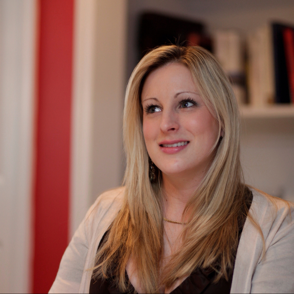 Profile Picture of Amanda Bowen (@abowen41) on Poshmark