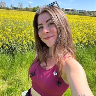 Profile Picture of elainastewart (@elainastewart) on Instagram