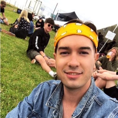 Profile Picture of Brad (@BradleeLewis) on Twitter