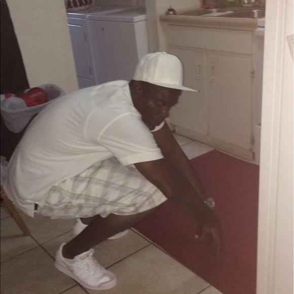 Profile Picture of Jarvis Williams (@pullup66) on Poshmark