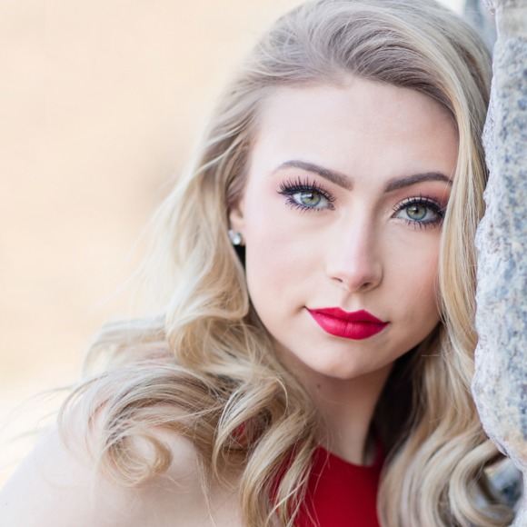 Profile Picture of Deborah Haley (@magsnme) on Poshmark