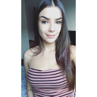 Amanda Lorenzzi - Facebook Profile Picture of Amanda Lorenzzi (@amanda.lorenzzi.14) on Facebook