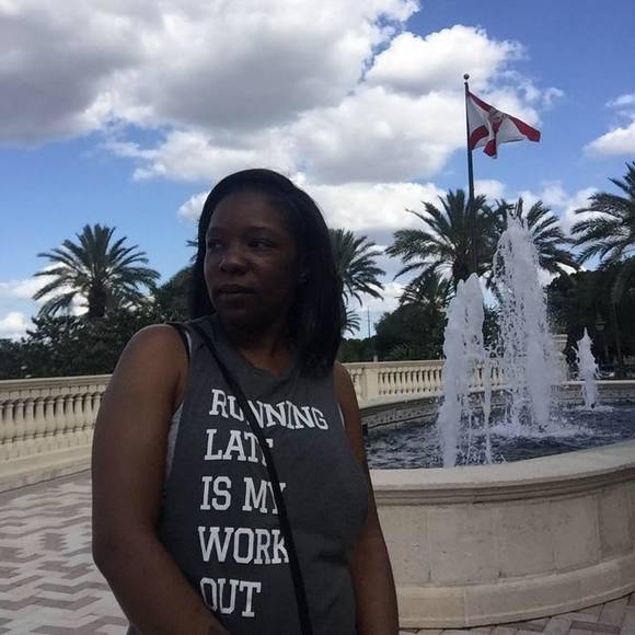 Profile Picture of Jasmine Franks (@5ft_of_class) on Poshmark