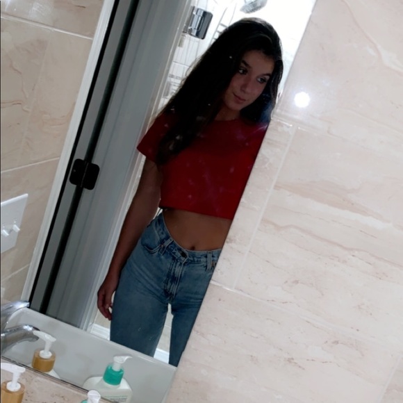 Profile Picture of Gwen Ruetz (@gwenruetz) on Poshmark