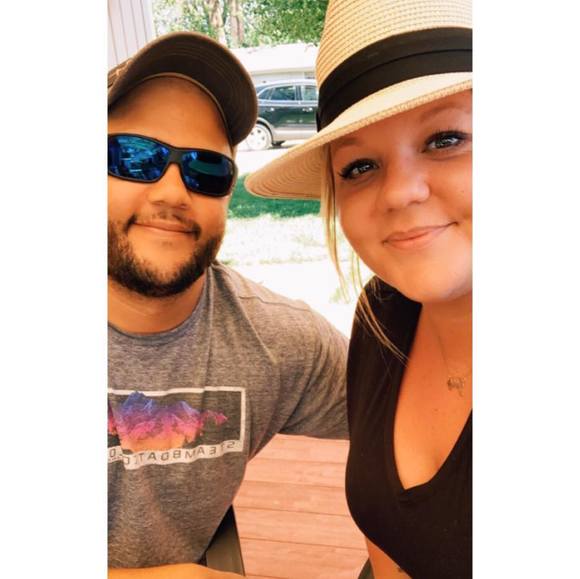 Profile Picture of Joely Alexander (@joely_kay) on Poshmark