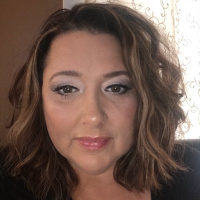 Profile Picture of Karen Stout (@KStout7121) on Twitter