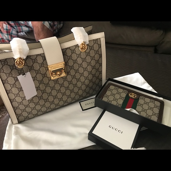 Profile Picture of Phyllis Ruggiero (@phyllisrugg) on Poshmark