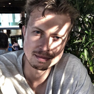 Profile Picture of Larry (@lvandenaweele) on Twitter