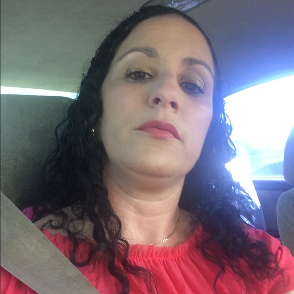 Profile Picture of Jany Hernandez (@janyh1983) on Poshmark