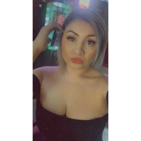 Griselda Vianney - Poshmark Profile Picture of Griselda Vianney (@griseldacv) on Poshmark