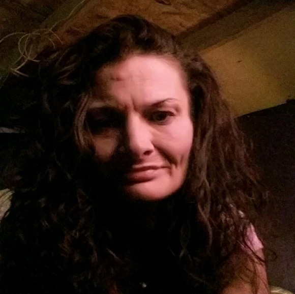 Profile Picture of Cheryl Maples (@cheryl_maples) on Poshmark