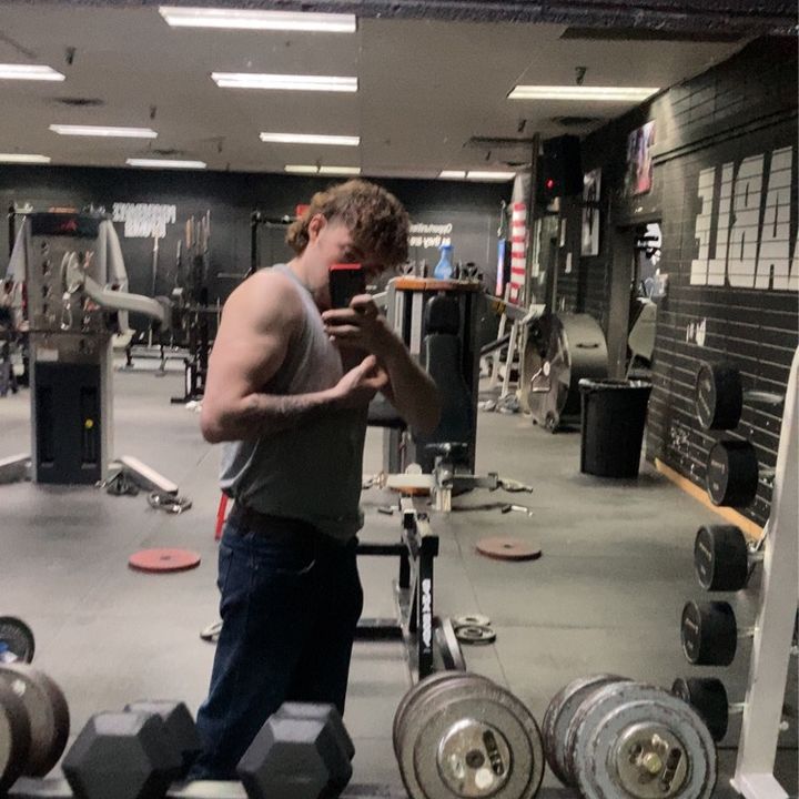 Profile Picture of eden brewer (@bigeddy27) on Tiktok