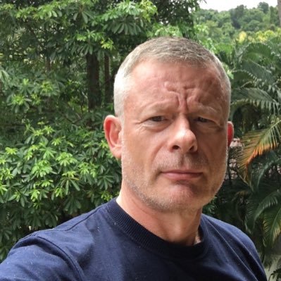 Profile Picture of Robert Burr (@@thebobbington) on Twitter