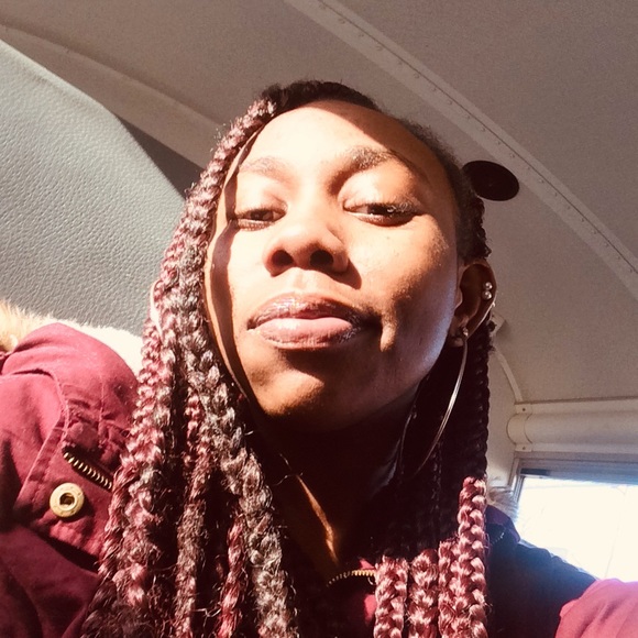 Profile Picture of Jasmine Peebles (@xjasmineee) on Poshmark